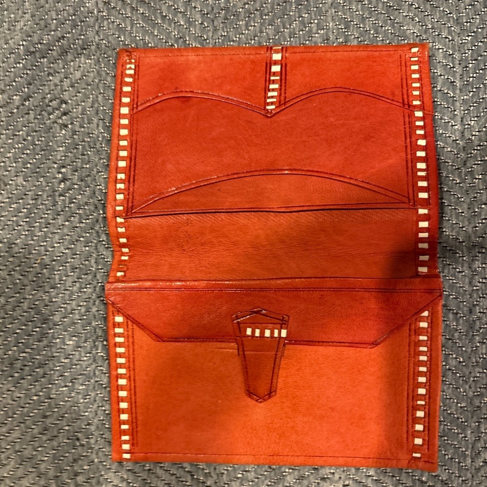 NWOT Tooled Leather Boho Wallet Burnt Orange Western Style Handmade Look - Picture 3 of 4